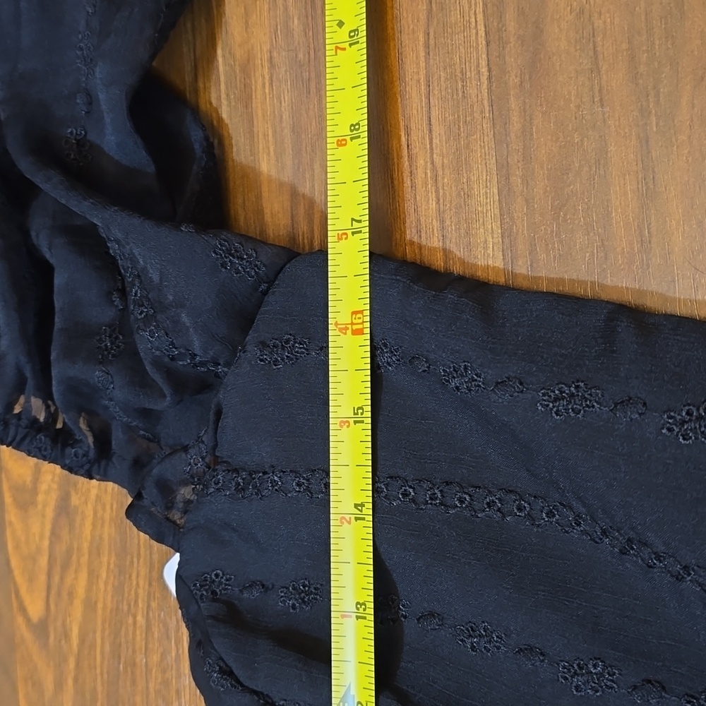 American Threads Ayla Puff Ruffle Mini Dress - Picture 13 of 14